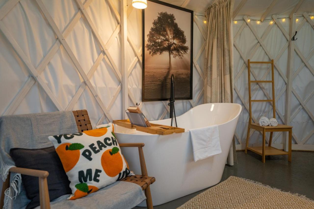 Izera Glamping Adults - Luksusowe Jurty&Spa Gajowka  Exterior photo