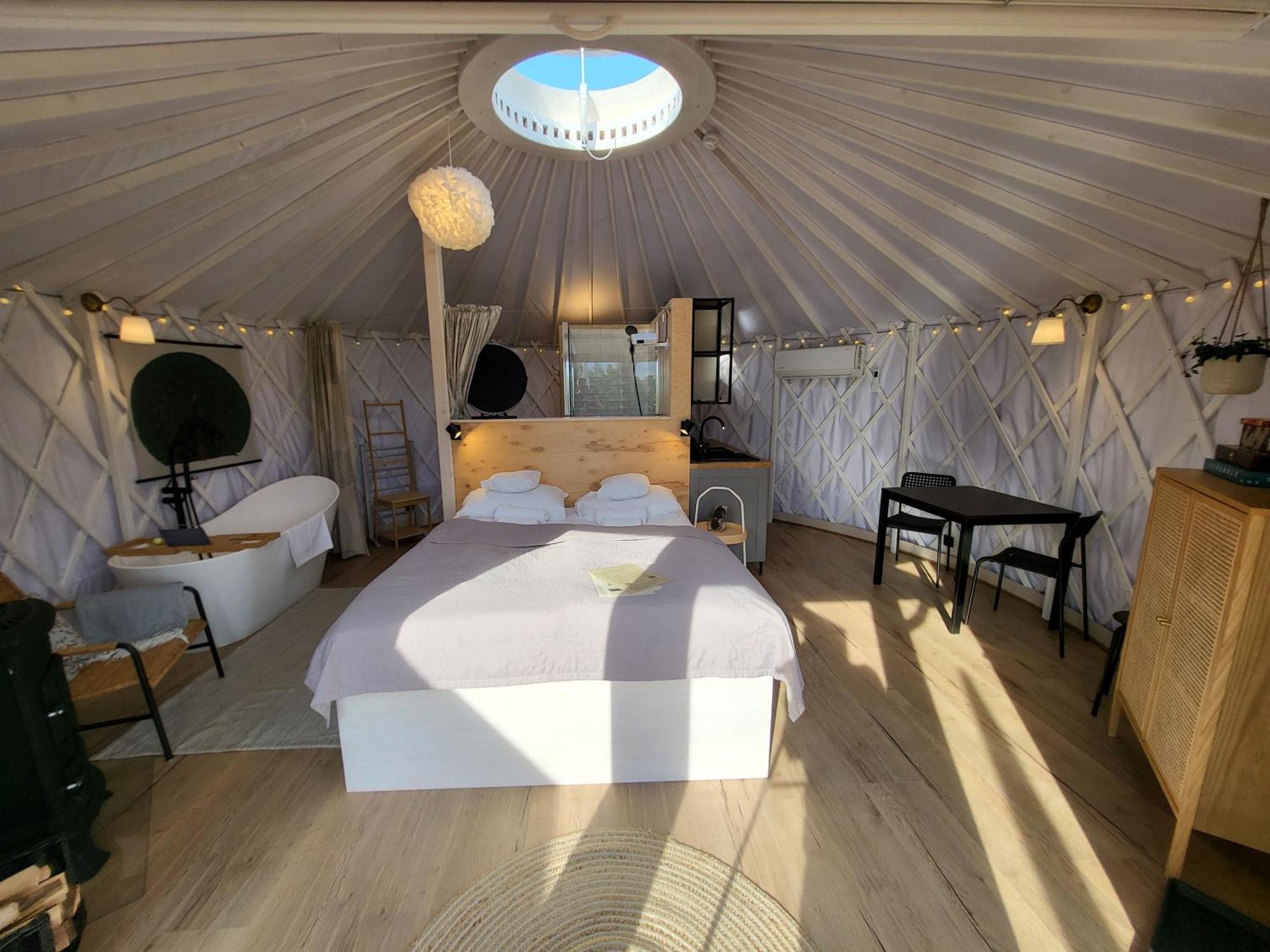 Izera Glamping Adults - Luksusowe Jurty&Spa Gajowka  Exterior photo