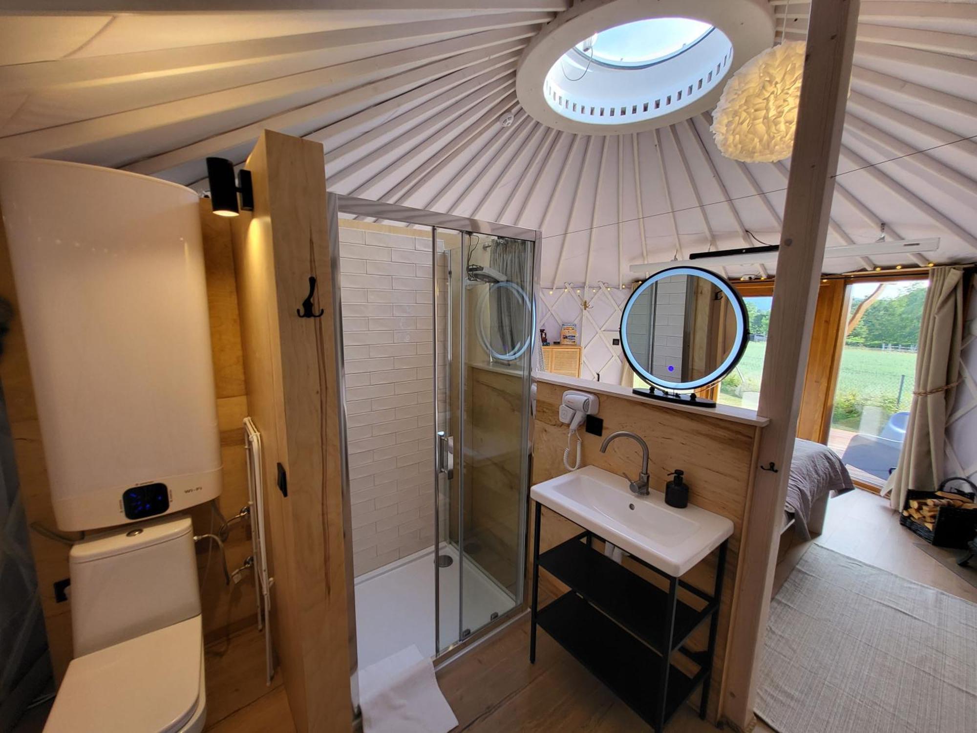 Izera Glamping Adults - Luksusowe Jurty&Spa Gajowka  Exterior photo